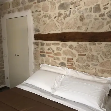 فندق مبيت وإفطار Le Dimore Nel Borgo 4*