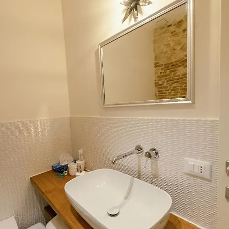 Le Dimore Nel Borgo بيسكوكوستانزو