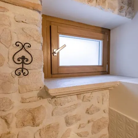Le Dimore Nel Borgo Bed & Breakfast