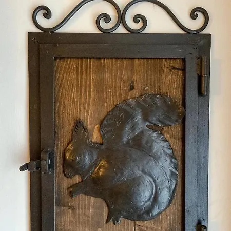 Le Dimore Nel Borgo 4* بيسكوكوستانزو