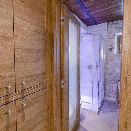 Alojamento de Acomodação e Pequeno-almoço Le Dimore Nel Borgo 4*