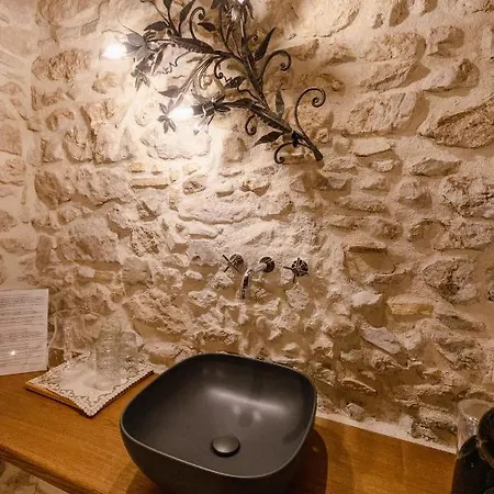 Le Dimore Nel Borgo بيسكوكوستانزو