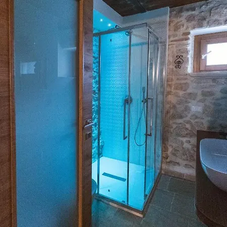 فندق مبيت وإفطار Le Dimore Nel Borgo بيسكوكوستانزو