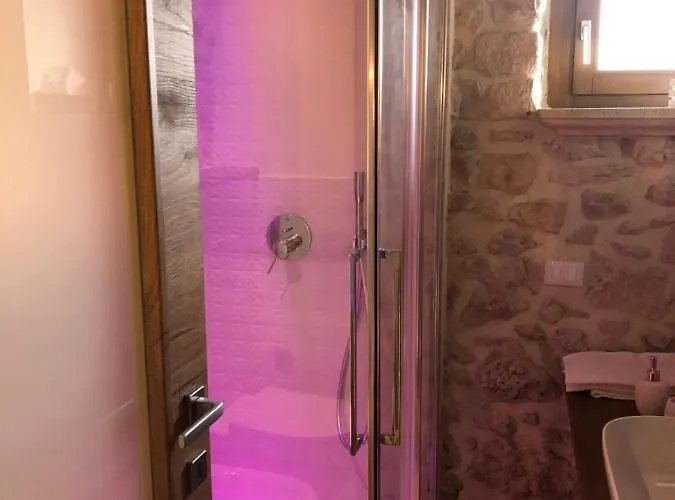 Le Dimore Nel Borgo 4* Пескокостанцо