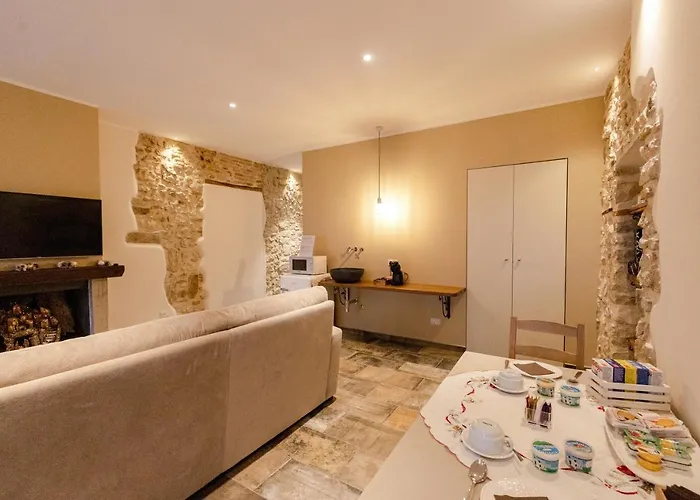 Bed & Breakfast Le Dimore Nel Borgo 4*